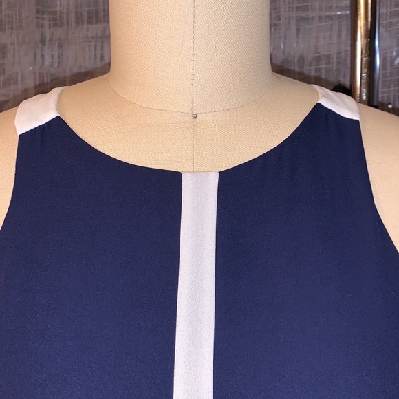 MONTEAU DRESS - Picture 3 of 6